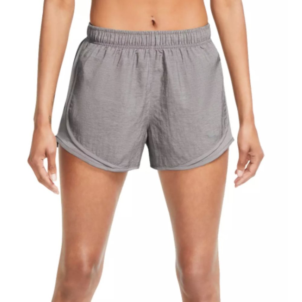 NIKE | Grey running shorts | Large